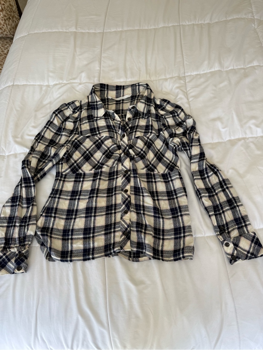 VERONICA BEARD navy and Cream Plaid Button-Up Women's Shirt size 6